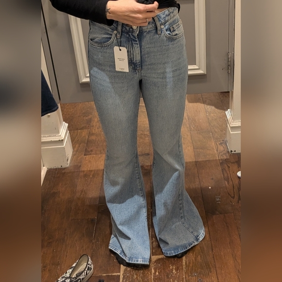 NWT Forever 21 Flare High-Rise Jeans 26 - Picture 4 of 6